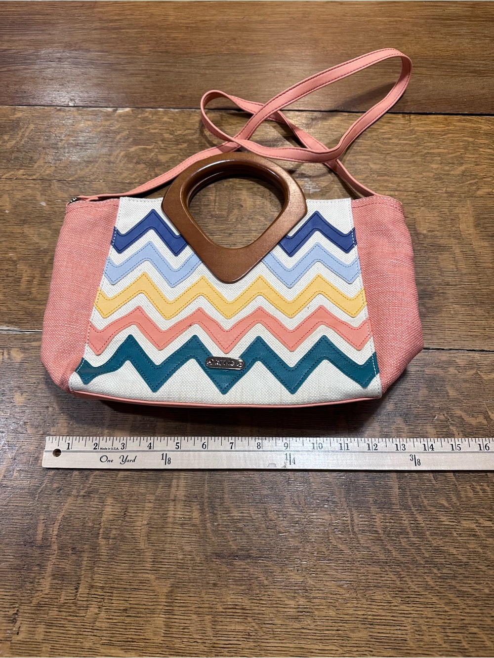 Relic chevron chevron-patterned Relic Addy satchel wooden top handles purse